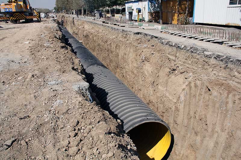 آغاز اجرای طرح جداسازی آبهای سطحی از فاضلاب خانگی در کرج